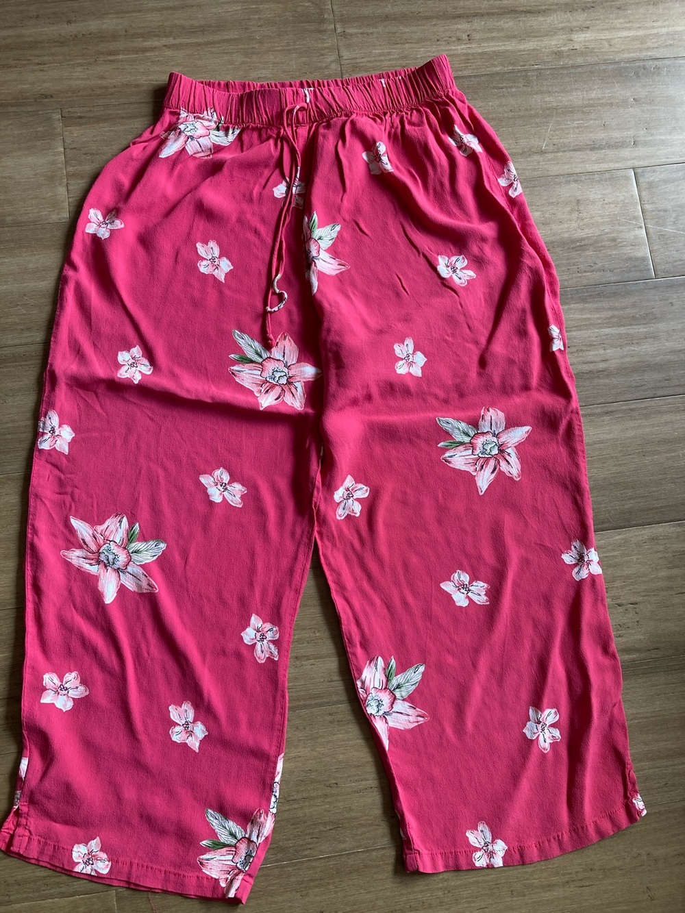 Women’s Mermaids Hawaiian Print Floral Ankle Cropped Pants - Pink Size 1 Small